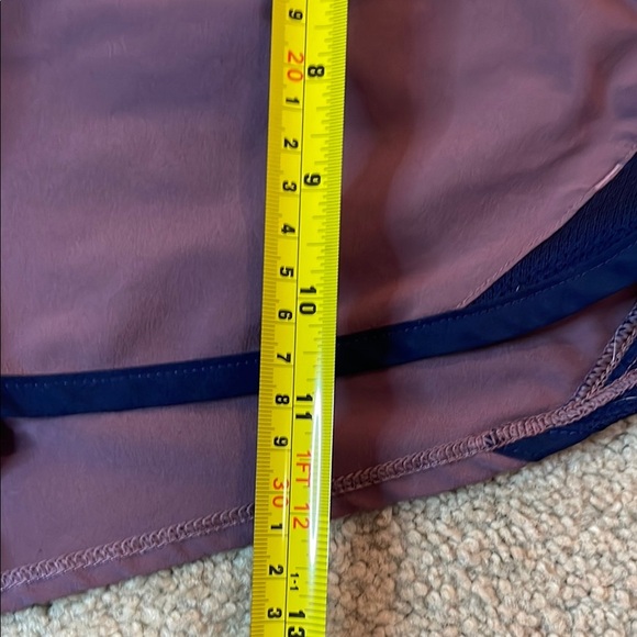 Under Armour Fly By 2.0 Running Shorts, Large - Ash Plum(554)/Midnight Navy - Picture 5 of 7